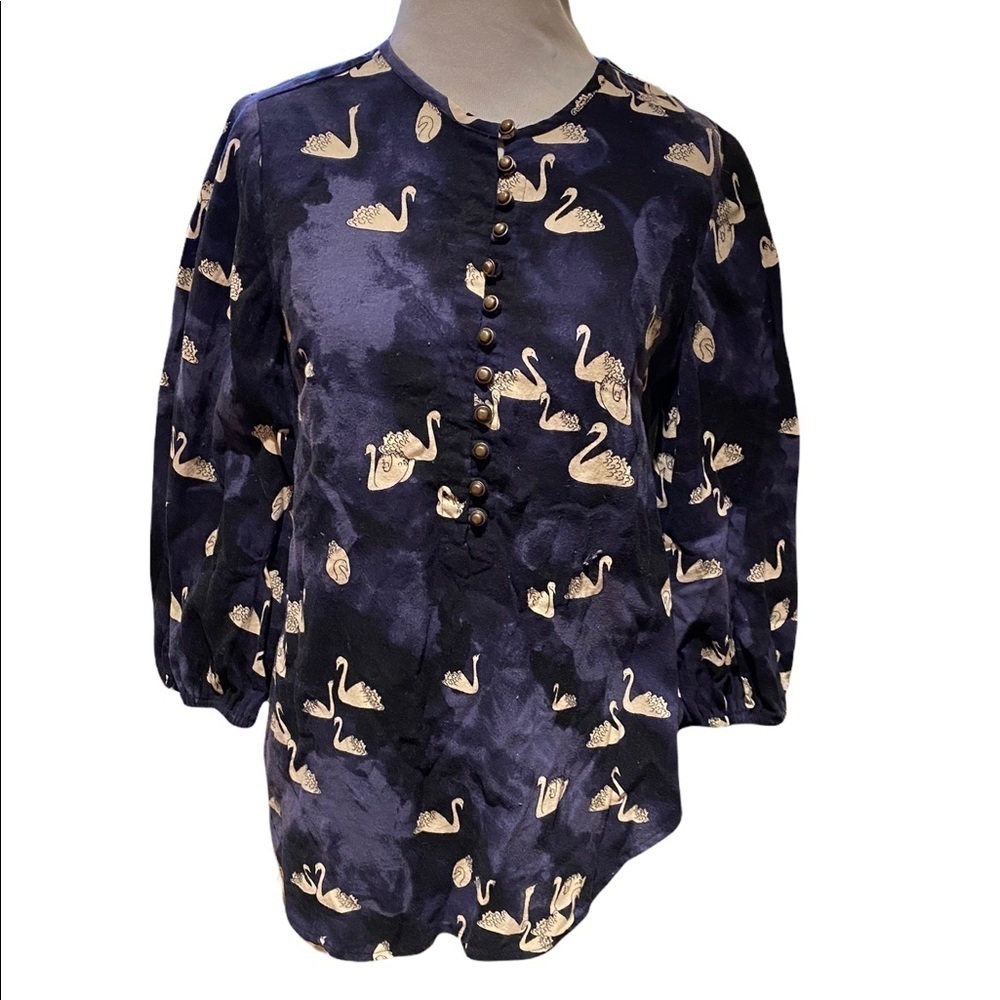 Anthropologie Maeve Blue Swan Print Button Down Blouse SZ Small